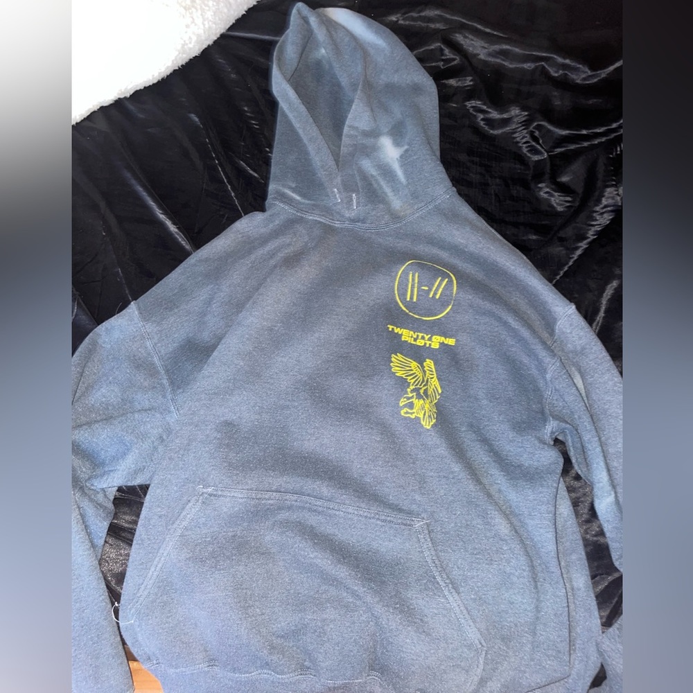 twenty one pilots hoodie grey black ish color